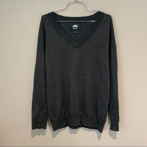 Gray Roots Sweater Size Small